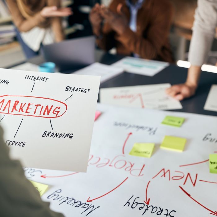 Las mejores ideas creativas de marketing y marca para destacar en un mercado saturado